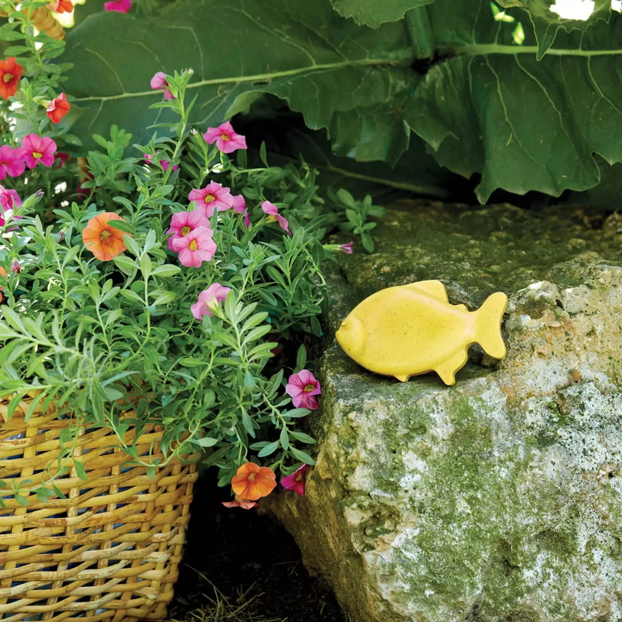 PawPods Goldfish Pet Urn - Image 3